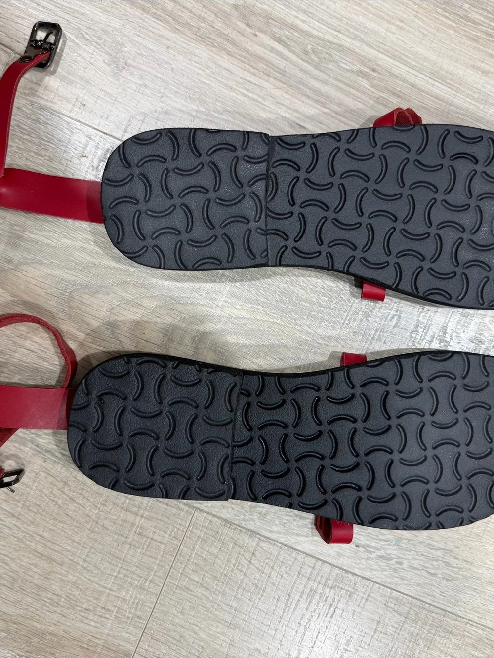 Minimalist Red & Black Leather Calpas Handmade Toe-Loop Sandals US Mens 11